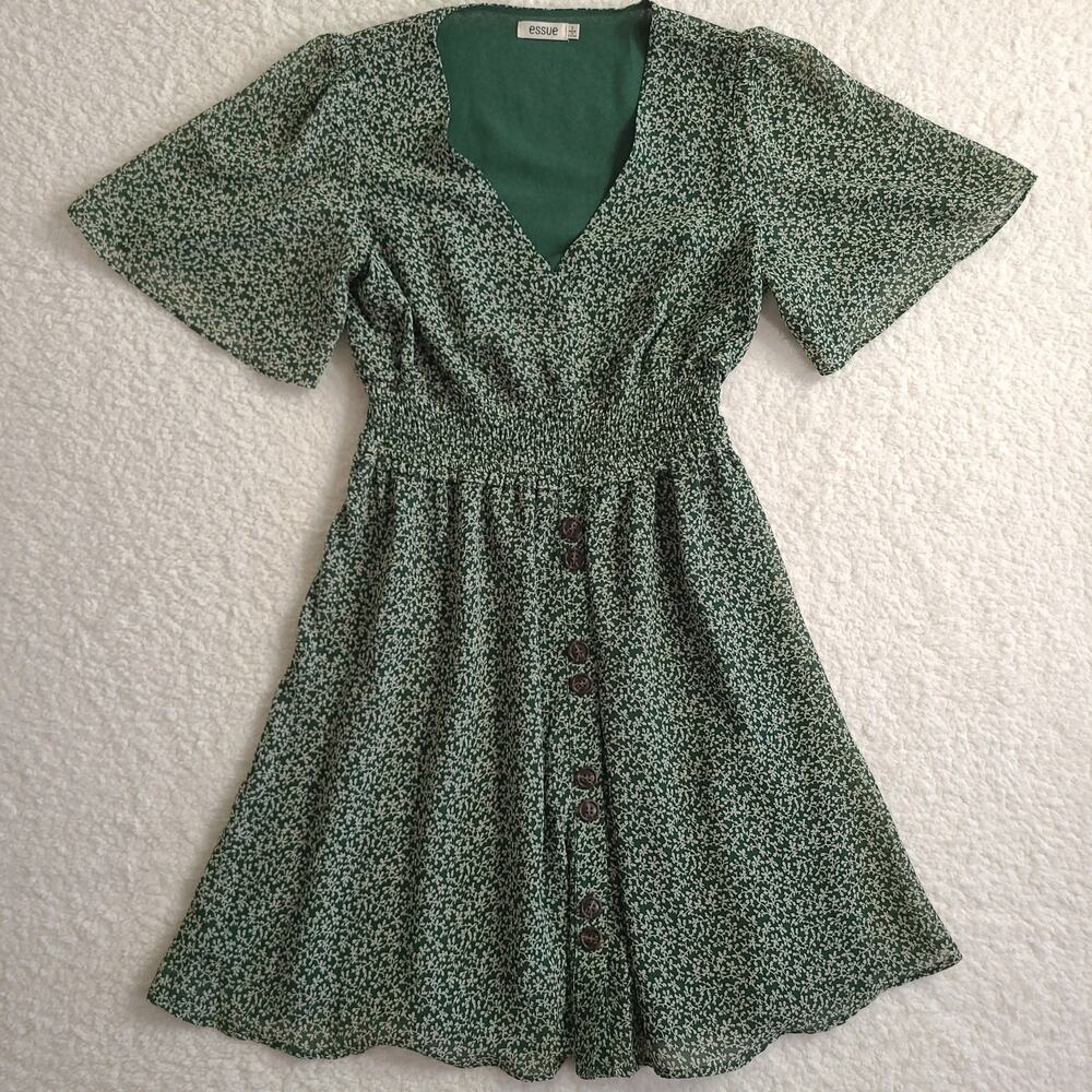 Essue Dress Small Short Sleeve Green Cream Leaves Lined
